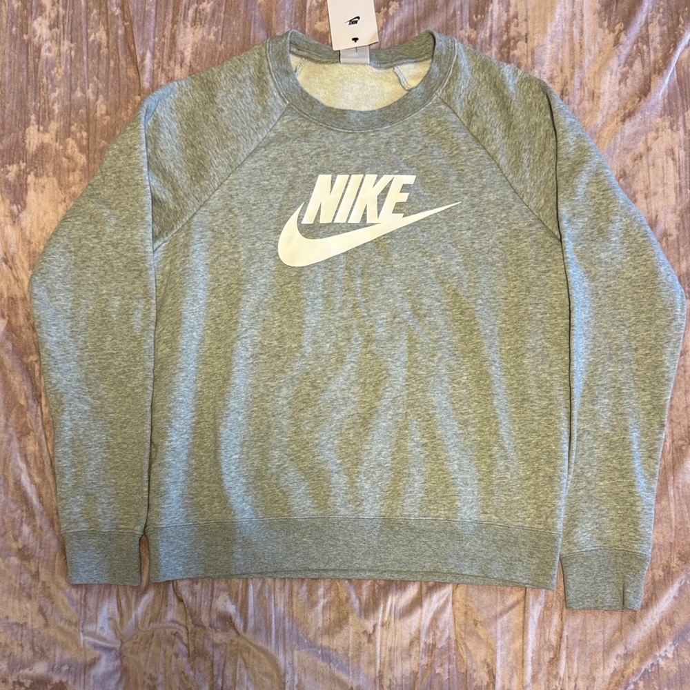 Nike Heather Gray Crewneck Sweatshirt